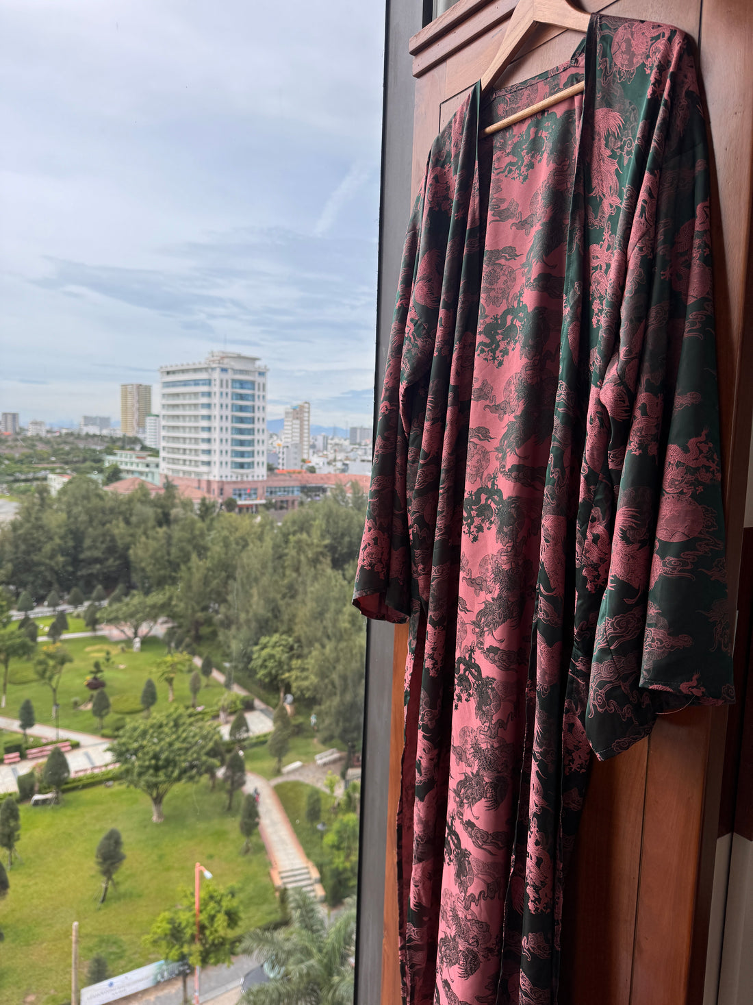 Unisex Dancing Dragon Long Kimono (Forest Pink)