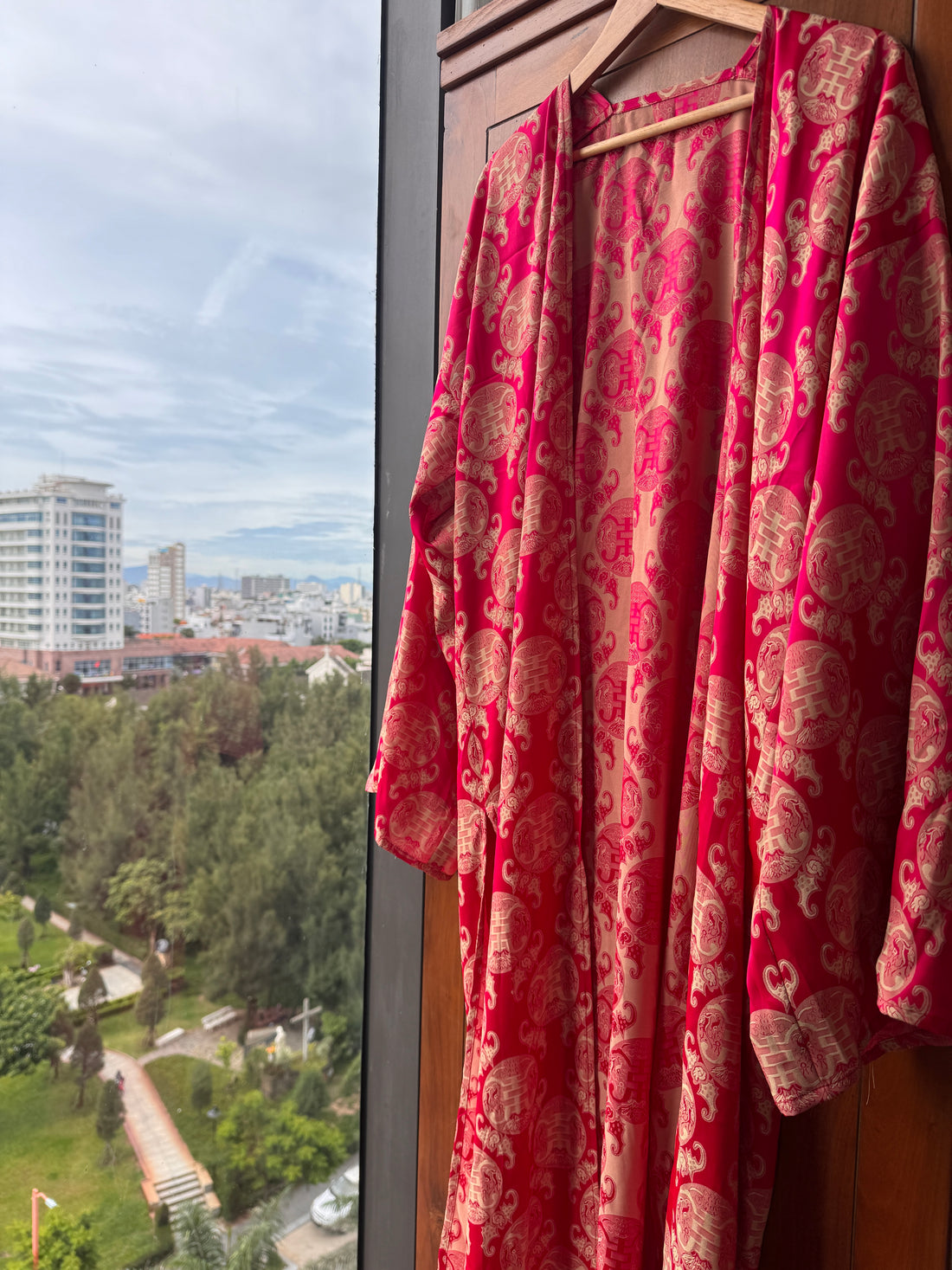 Unisex Imperial Long Kimono (Gilded Fuchsia)