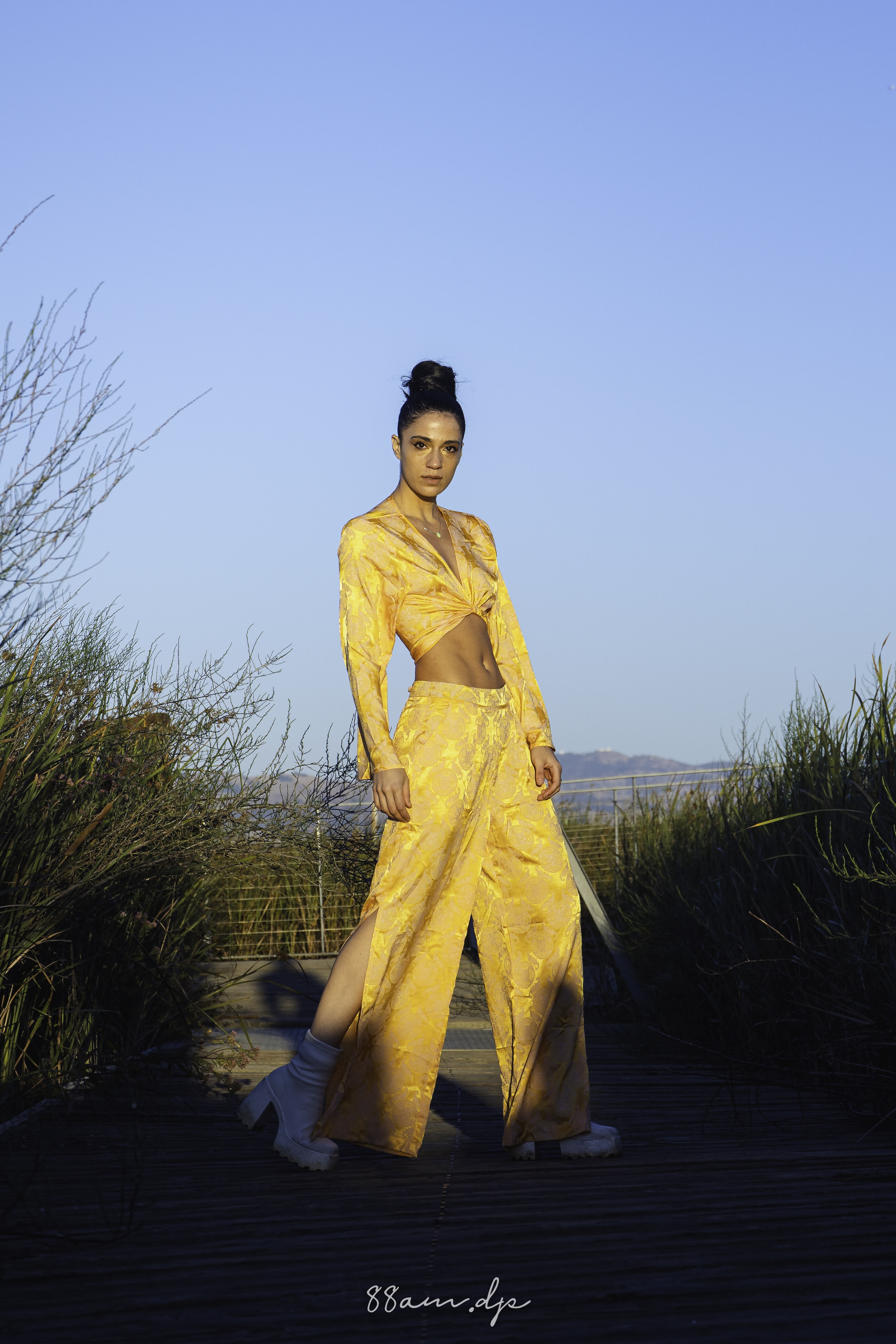 Sunrise Empress Silk Set