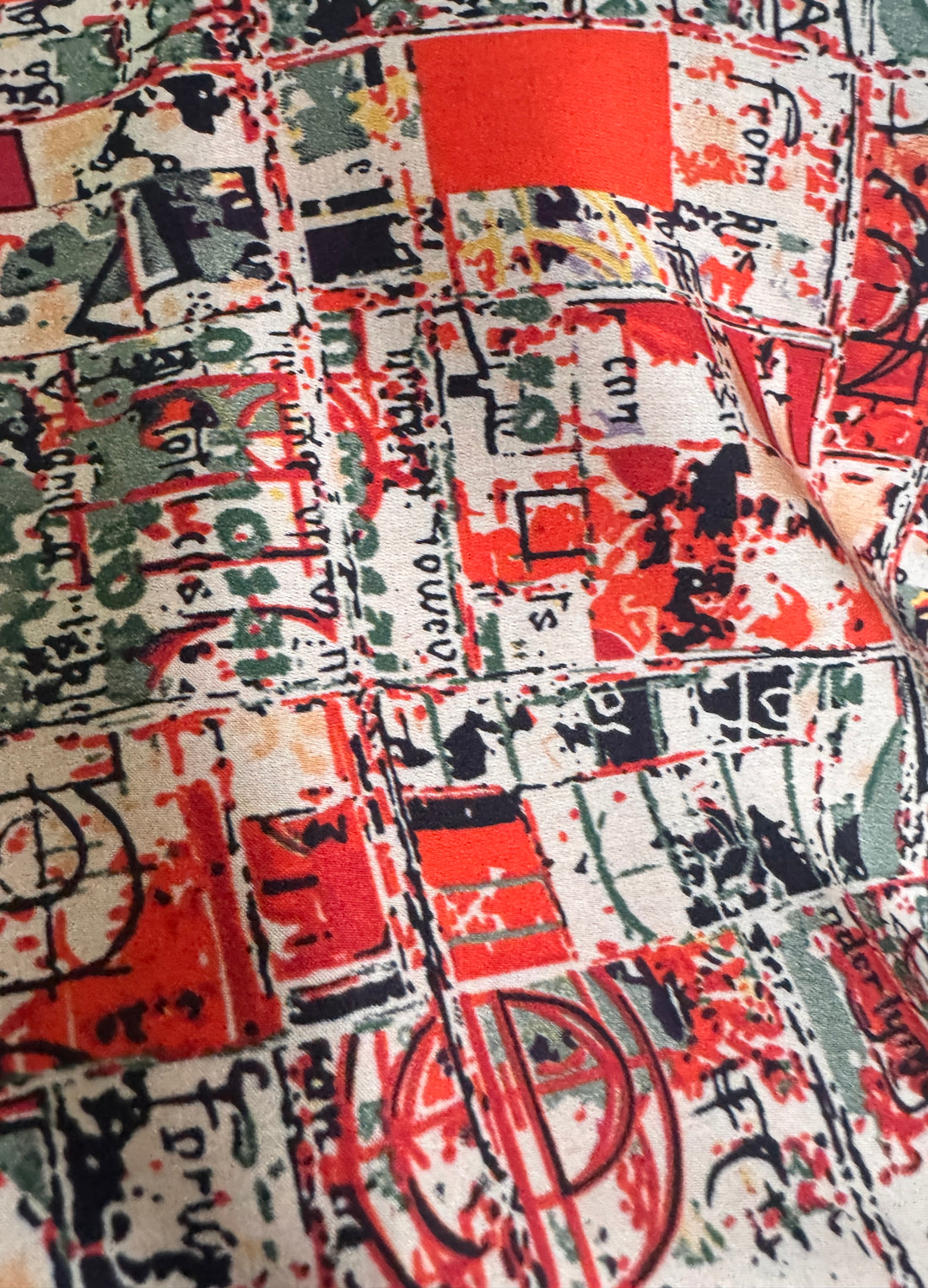 Saigon Silk Set in Red City Print