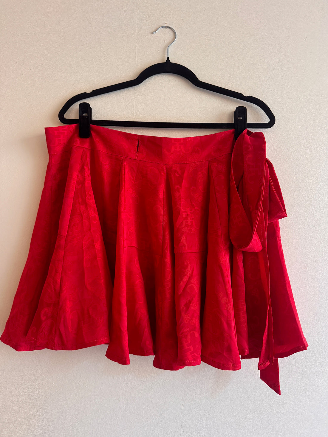 Barcelona Silk Set in Imperial Royal Red